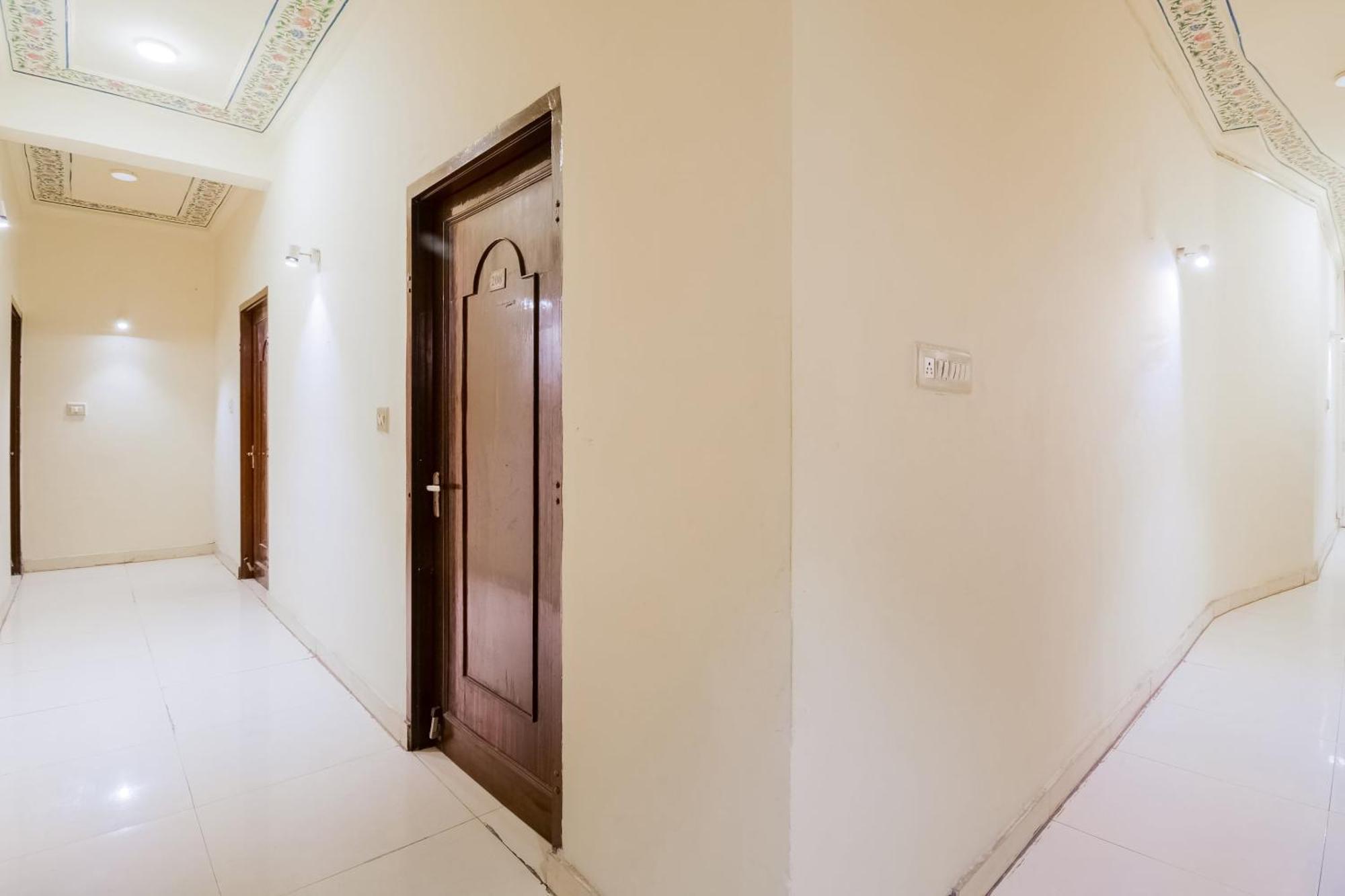 Collection O Rajwada Palace Dzsaipur Kültér fotó